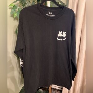 MELLOGANG Long Sleeve Men’s T-shirt Size Large